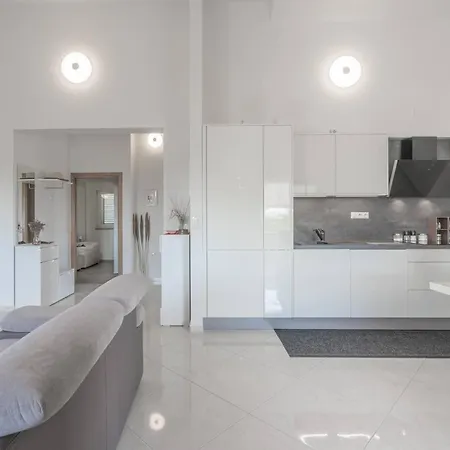 My Dalmatia - Sea View Privlaka With Free Private Parking Apartment *