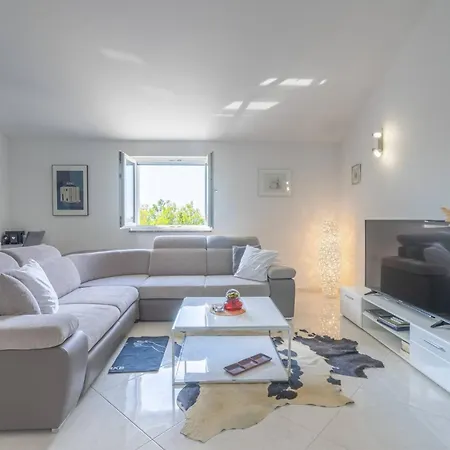 My Dalmatia - Sea View Privlaka With Free Private Parking Apartment *